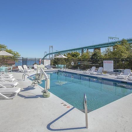 Club Wyndham Newport Overlook Jamestown Exterior foto